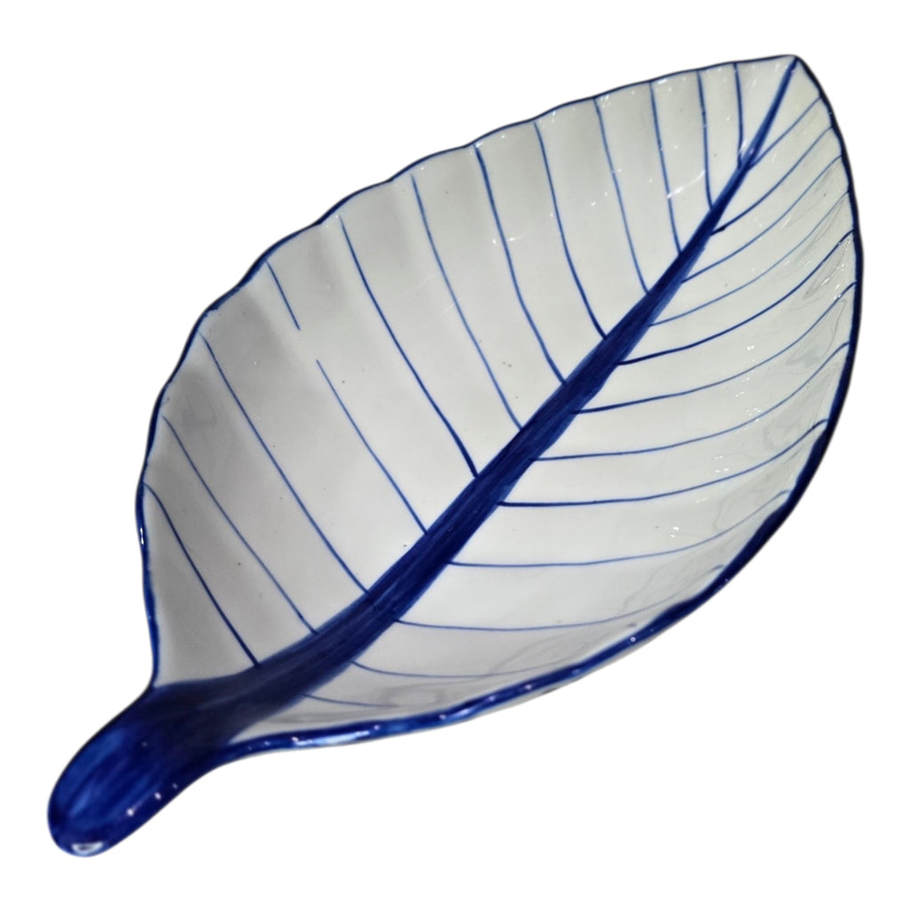 Blue leaf bowl