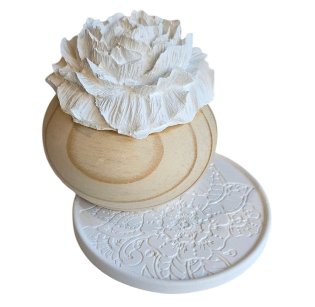 Wooden rose diffuser