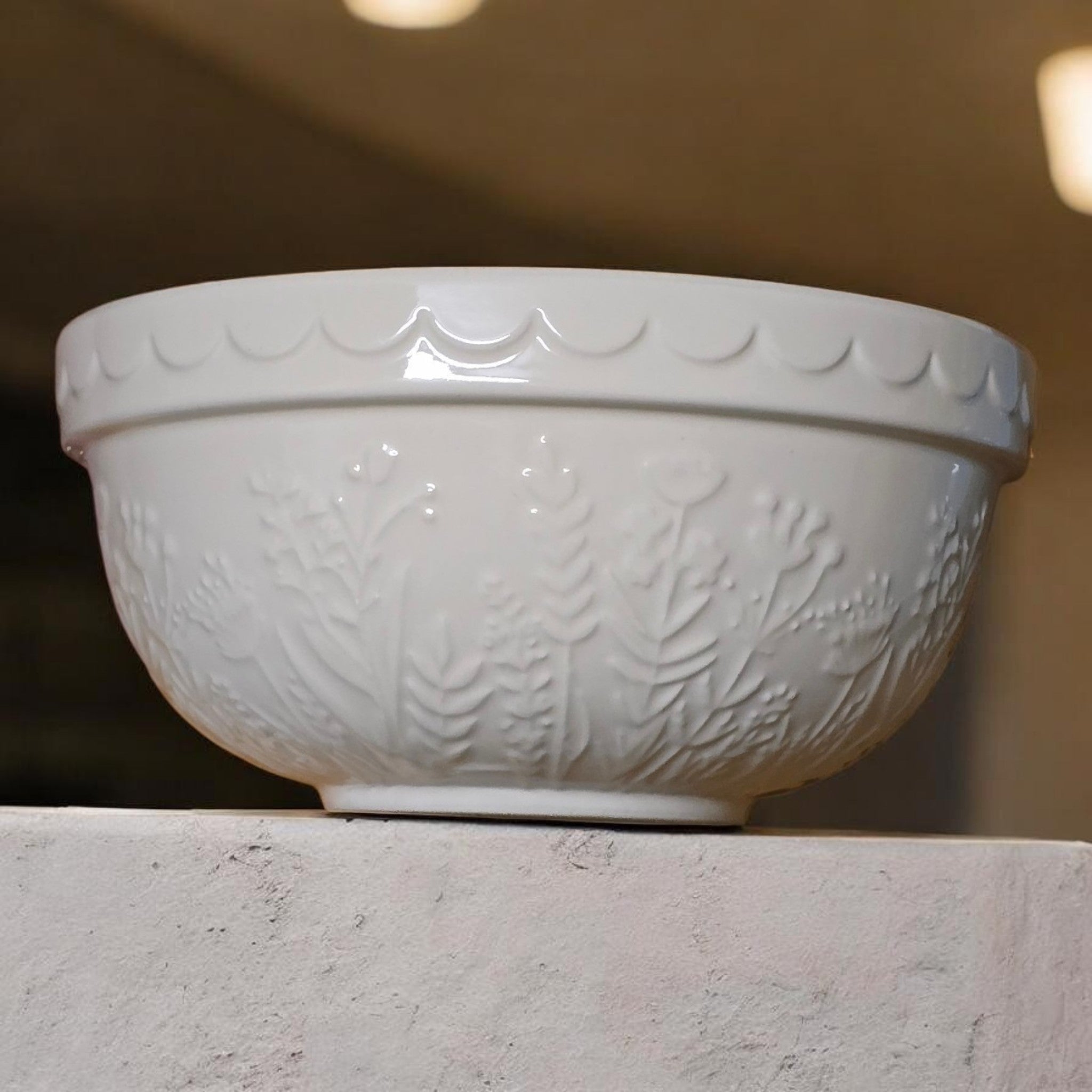 Serving bowl