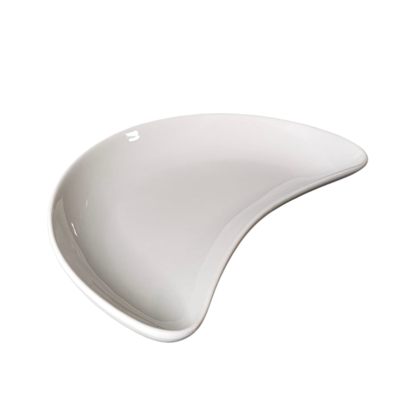 White halfmoon plate